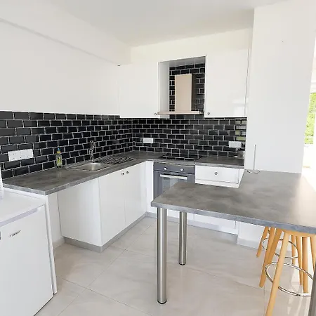 Harbour Modern דירה